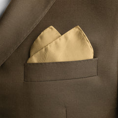 THE SOLID GOLD SILK POCKET SQUARE