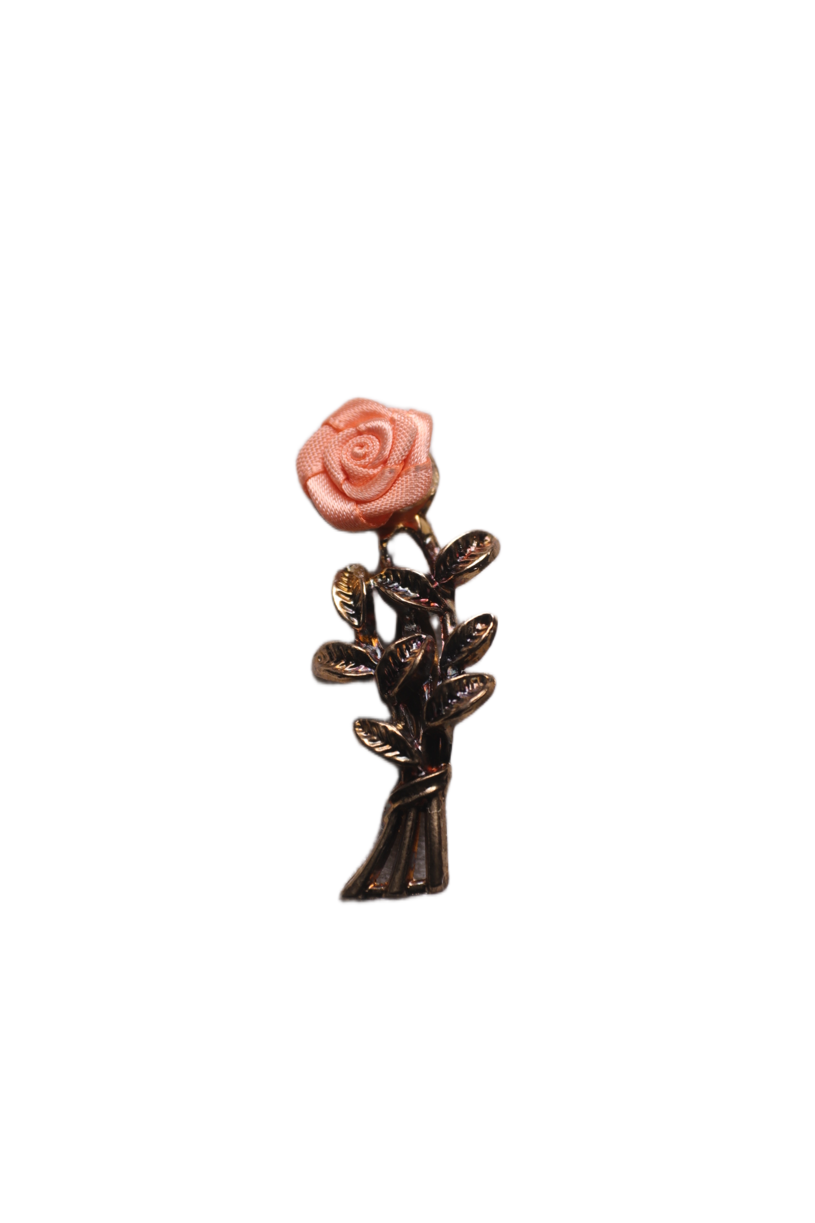 The Antique Rose Boutonnière Pin | Dusty Peach